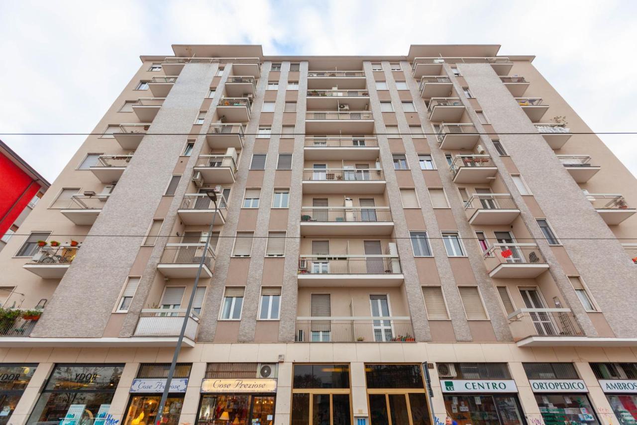 Darsena Navigli Apt - 800 M Far From P.Ta Genova M2 Milão Exterior foto